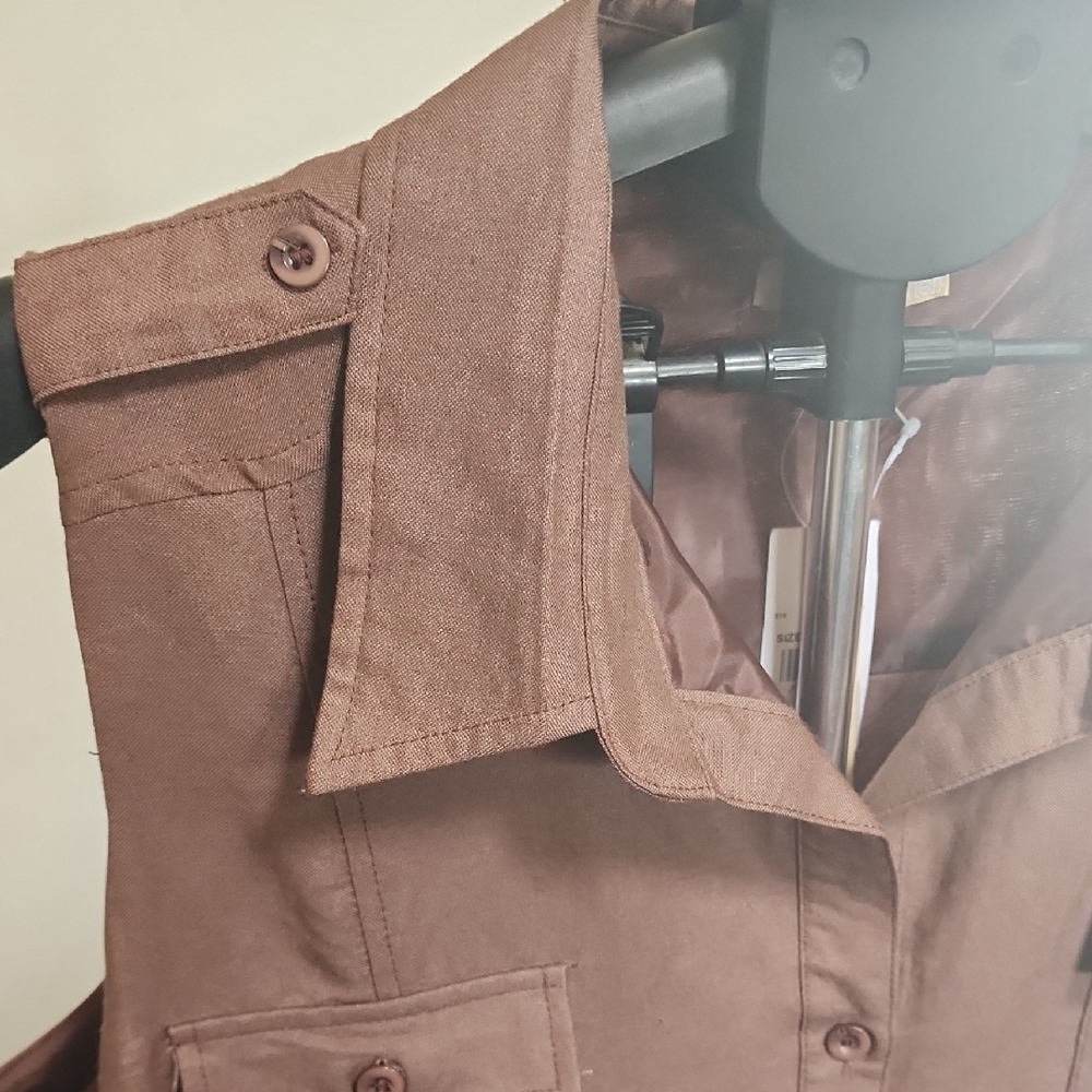 Sleeveless Tie-Waist Midi Shirtdress in Taupe - Picture 10 of 13